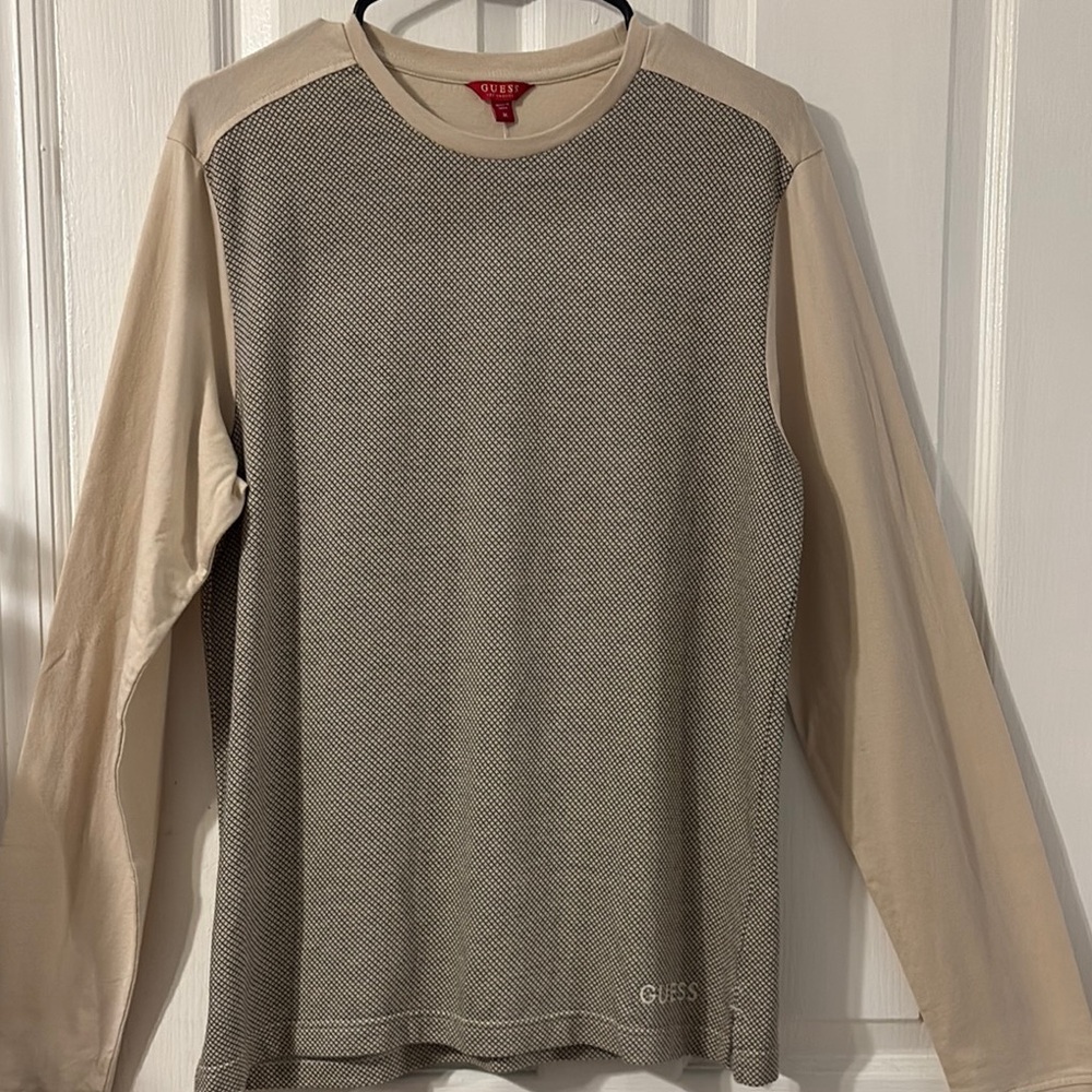 GUESS Men's Cream and Black Long Sleeve Tee